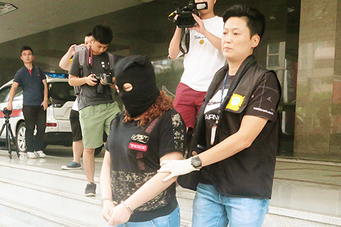 <b>借事主房間休息盜去值七萬元白金鏈玉墜</b>