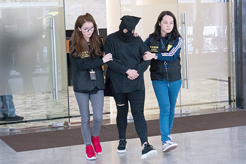 <b>��ȡ����Y�ς����ڙ���Ӟ�Q������I�p</b>