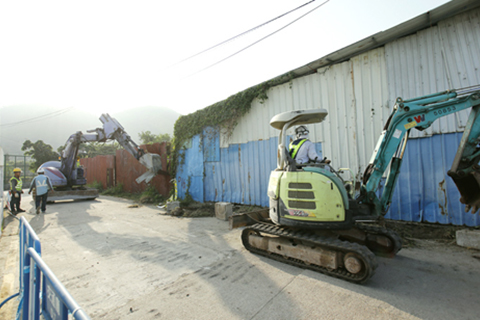 <b>�����Ѳ��r�l�F����e���f�N���ס���</b>