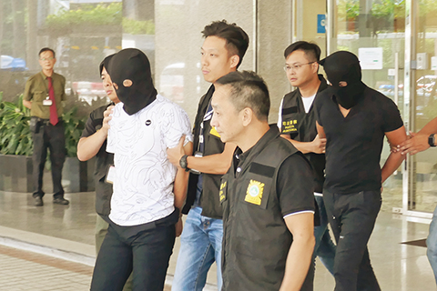 <b>珠澳警方聯手搗破一偷渡集團 澳拘兩蛇</b>