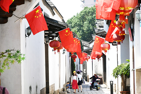 <b>中國美術館以空前規模 舉辦大展迎國慶</b>