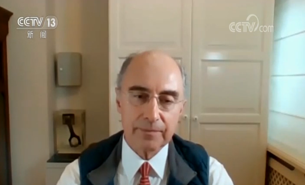 国际社会期待两会新举措增强世界发展信心