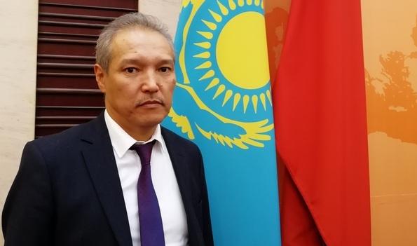 哈萨克斯坦专家:中国经济经验值得全球借鉴