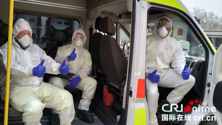 来自意大利橄榄球场的抗疫志愿者姆班达:这是我一生中最忙碌的70天_fororder_3