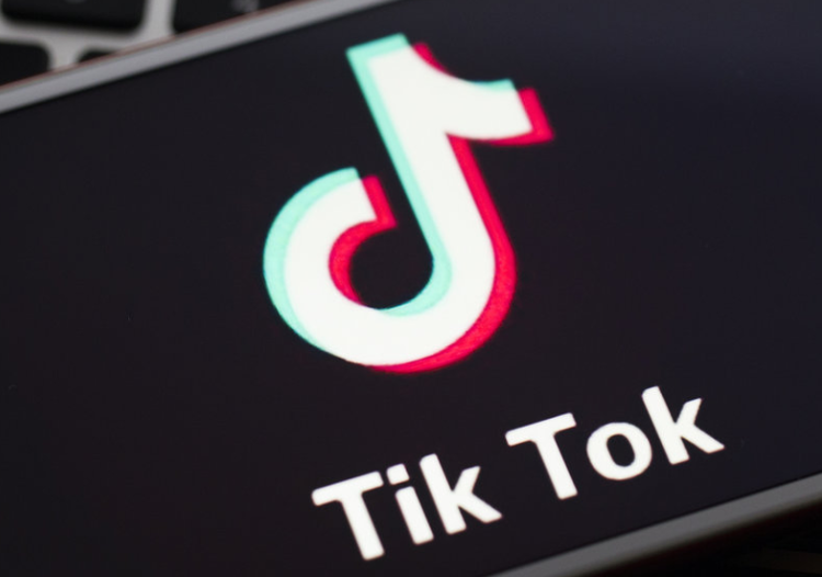 Tik Tok暂缓在美国下架 专家:巧取豪夺才是美国最终目的