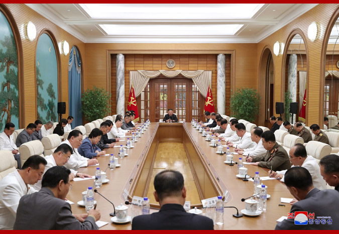 朝鲜召开政治局会议商讨防疫工作