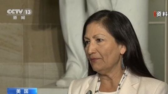 拜登拟任命美国政府首位原住民部长