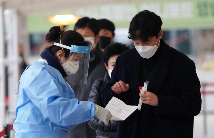 韩国新增新冠确诊病例389例 为过去54天来最低