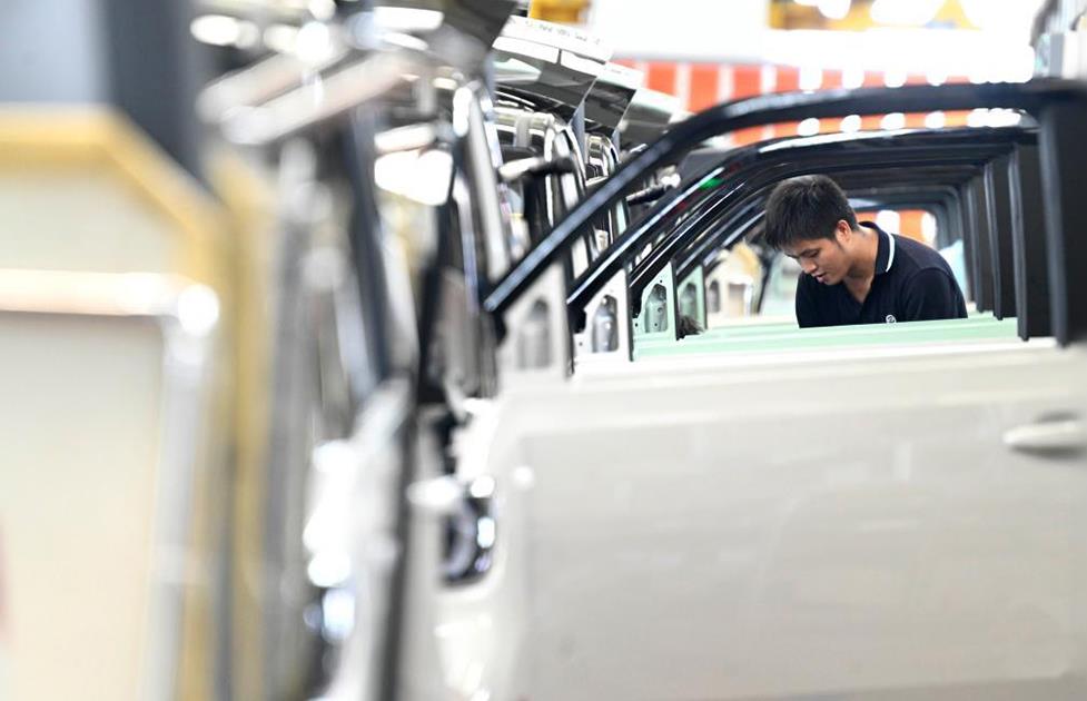 新能源汽车出口同比增长190% 汽车行业