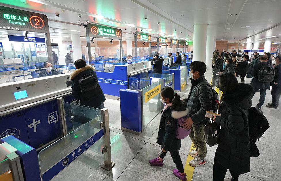 出境游有序恢复并迅速回暖 展现经济活