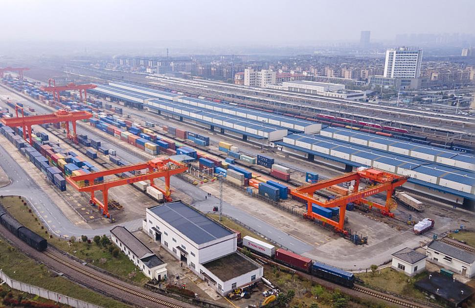 一季度中欧班列开行4186列 承运货物日