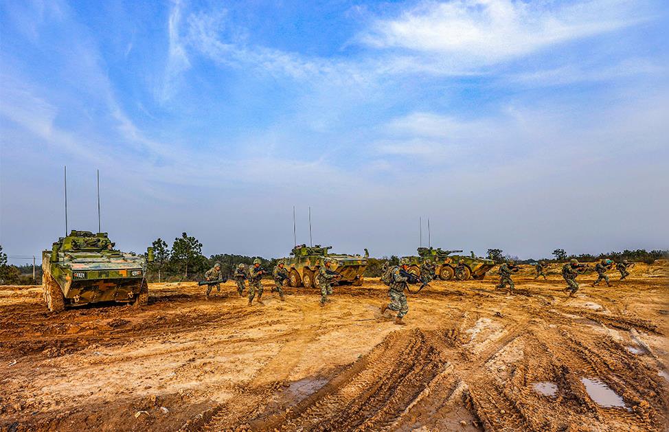 铁甲驰骋 烈焰出击