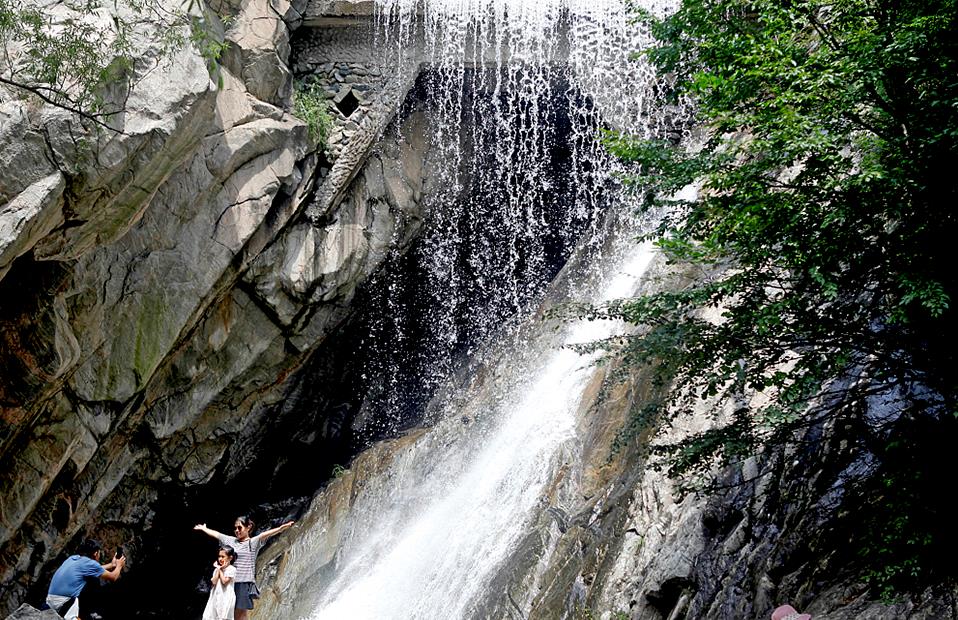 构建“景区+村庄”联合机制 一方山水绘