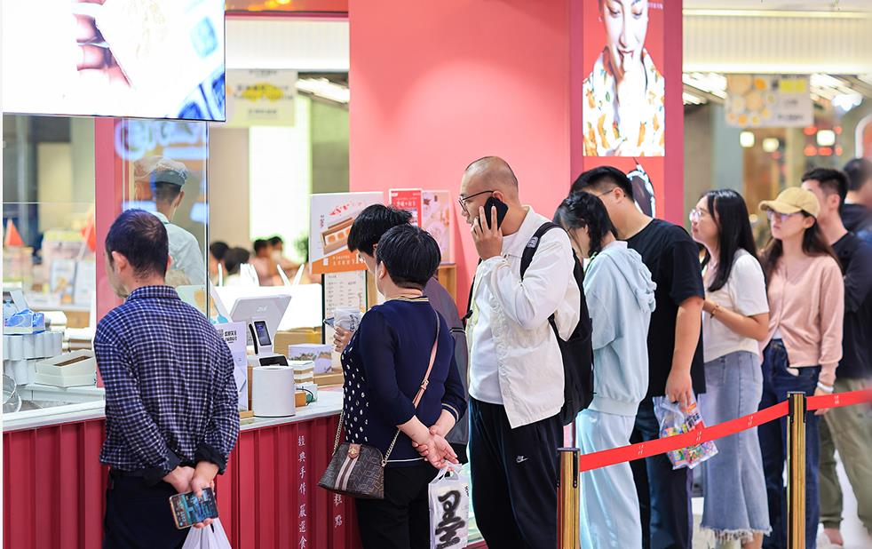 <b>�����������г��ָ�̬�Ƹ�������</b>