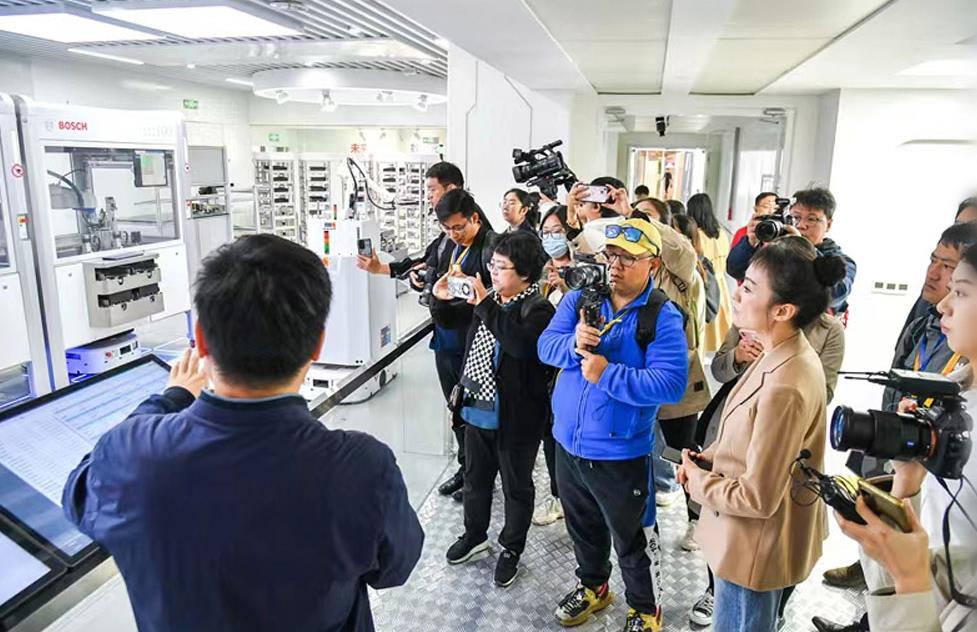 <b>���������ϰ��ƽ�����Ź�������һ��</b>