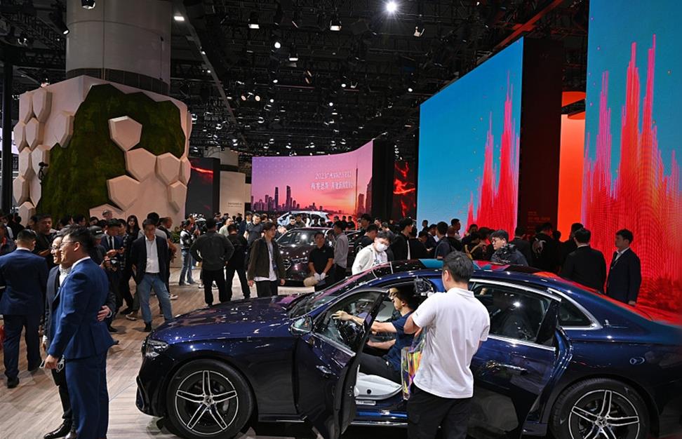 <b>新技术、新蓝海、新增长 中国新能源汽</b>